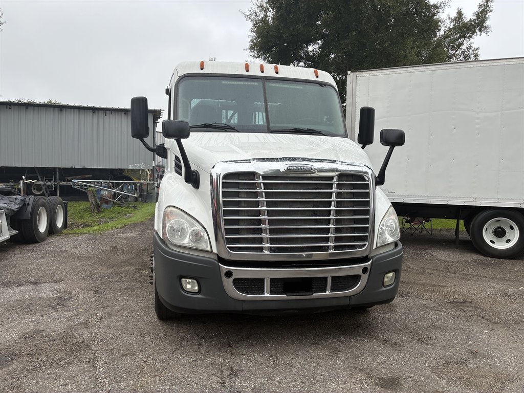 2016 Freightliner Cascadia