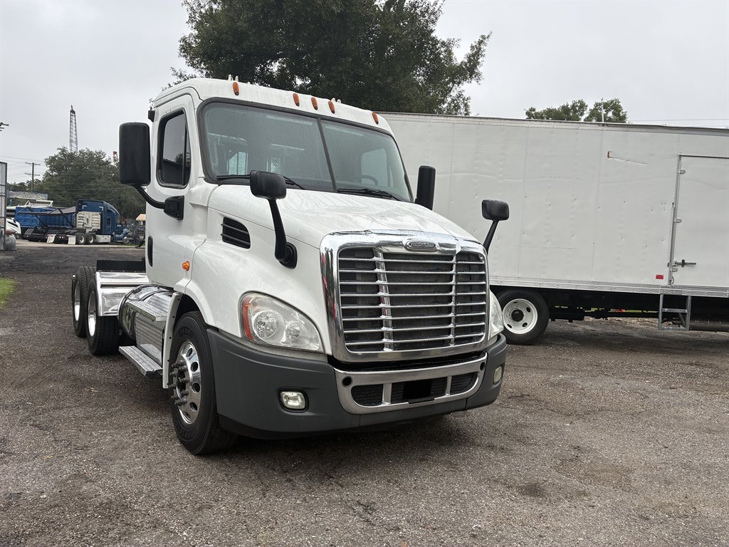 2016 Freightliner Cascadia