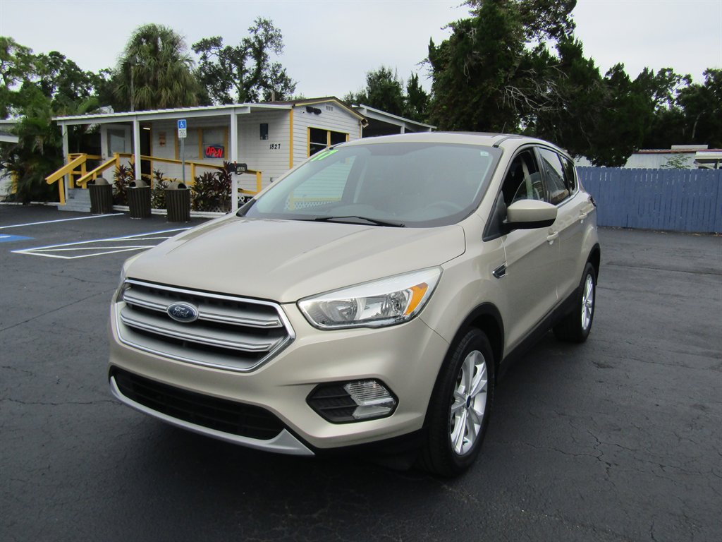 2017 Ford Escape - $12,999