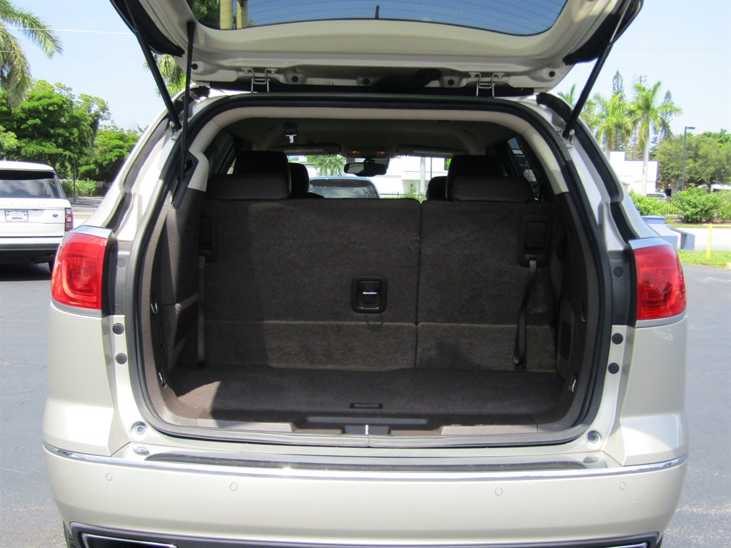2014 Buick Enclave - $11,999
