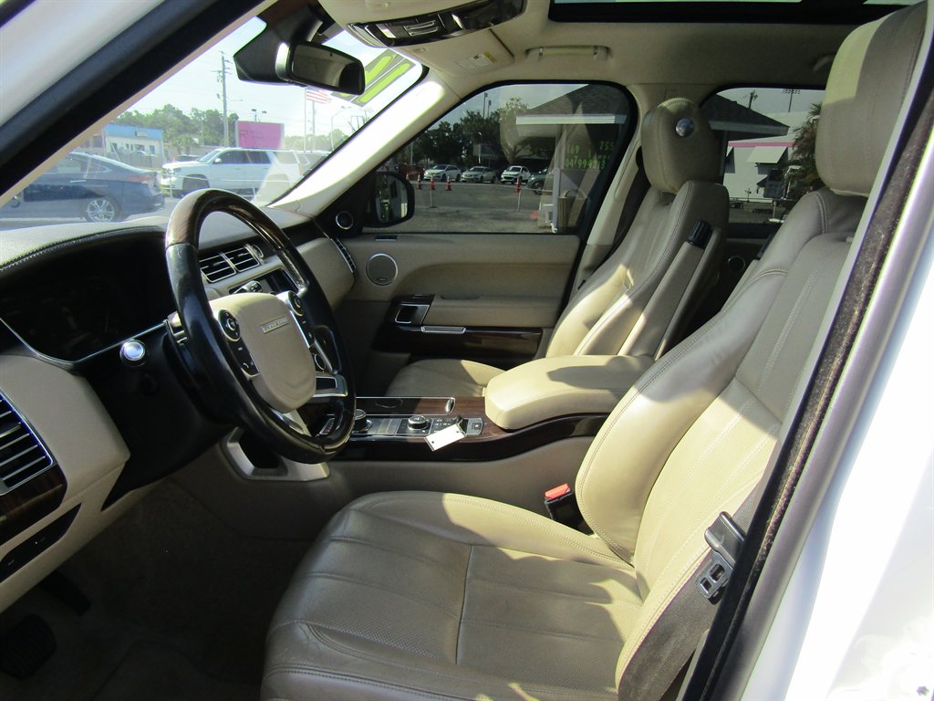 2016 Land Rover Range Rover - $18,999