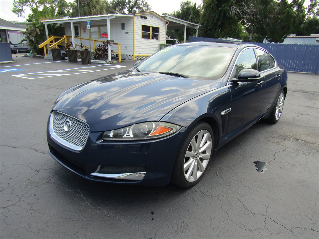 2013 Jaguar XF - $8,999