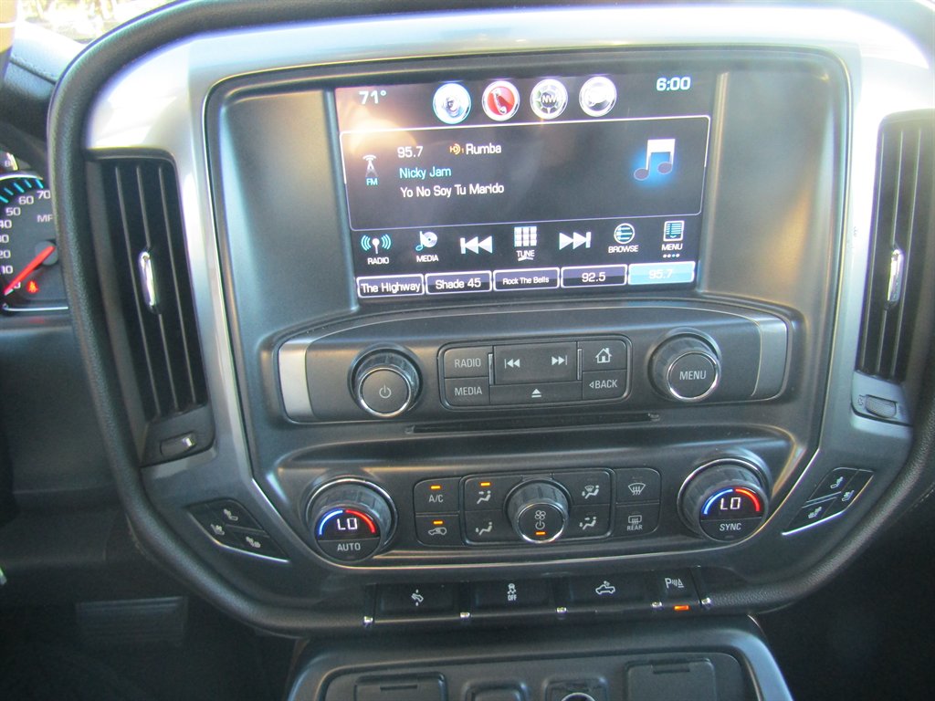 2016 Chevrolet Silverado 1500 - $18,999