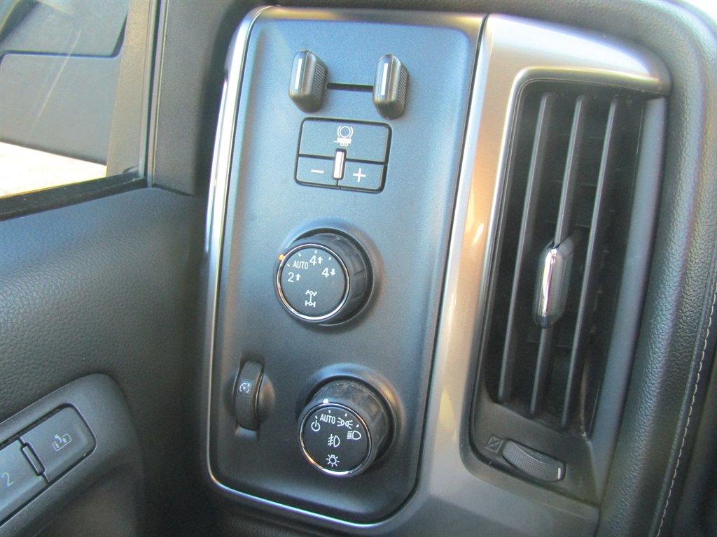 2016 Chevrolet Silverado 1500 - $18,999