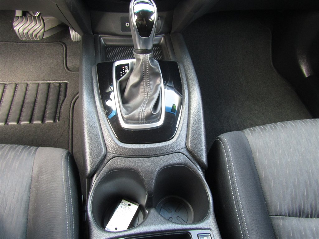 2018 Nissan Rogue - $11,999