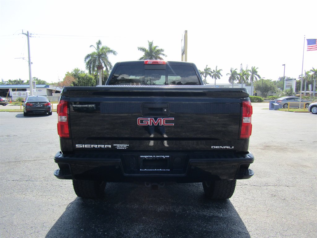 2015 GMC Sierra - $17,999