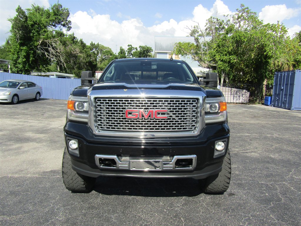 2015 GMC Sierra - $17,999