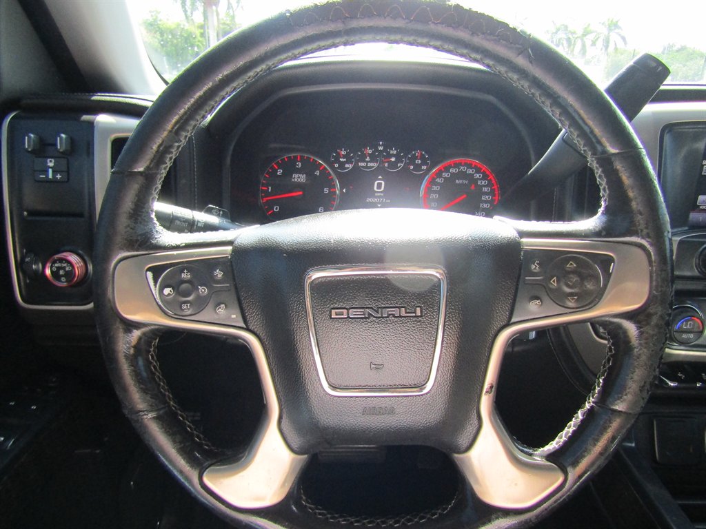 2015 GMC Sierra - $17,999