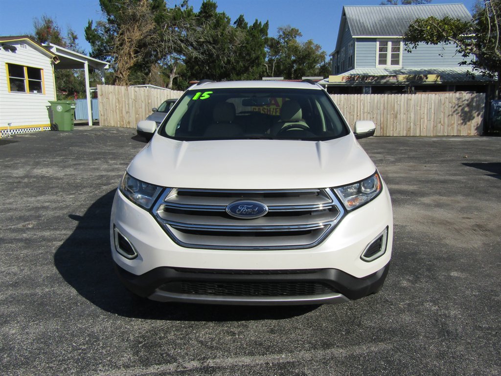 2015 Ford Edge - $11,999
