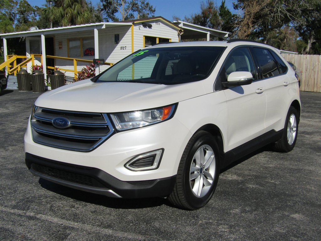 2015 Ford Edge - $11,999