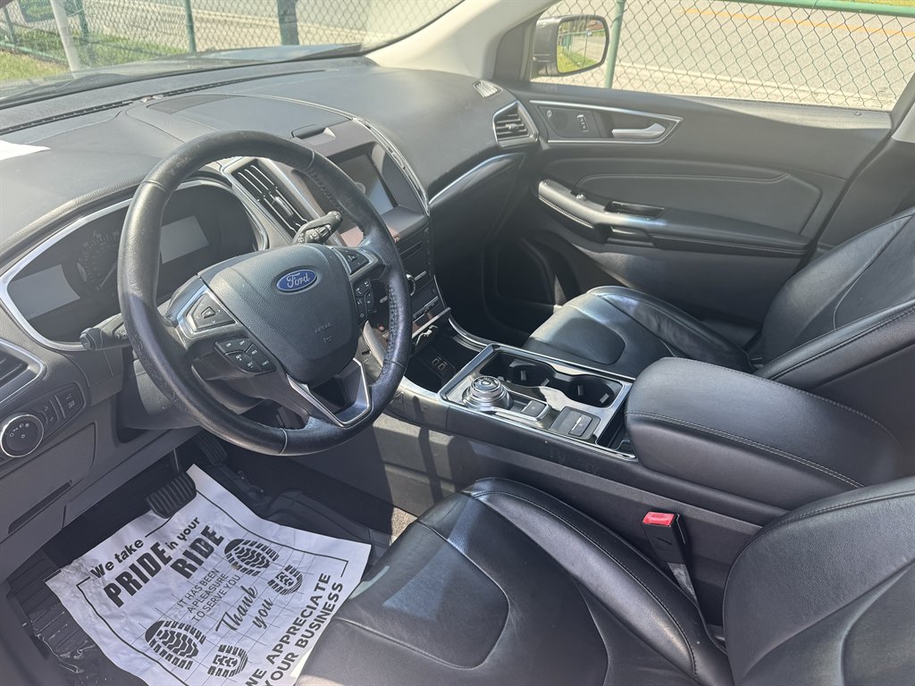 2019 Ford Edge