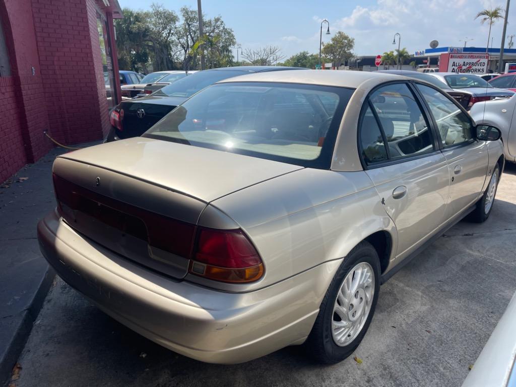 1998 Saturn SL2 - $4,999