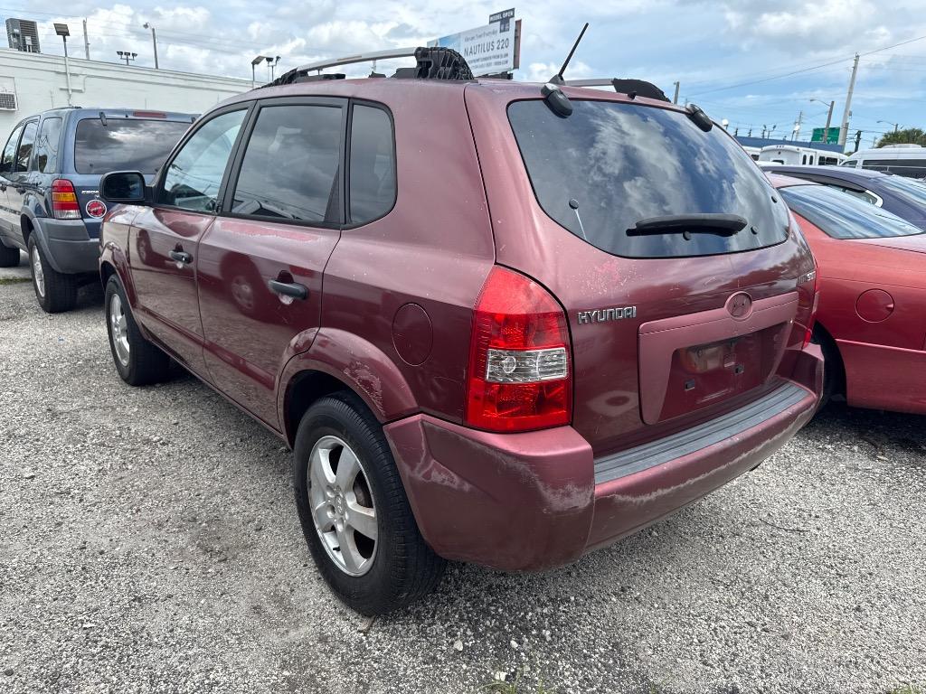 2005 Hyundai Tucson GL photo
