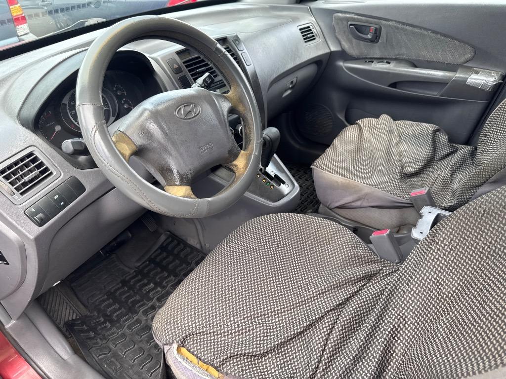 2005 Hyundai Tucson GL photo