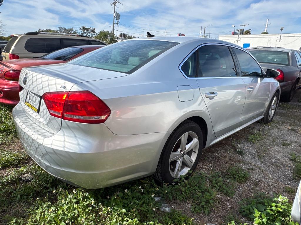 2012 Volkswagen Passat - $7,999