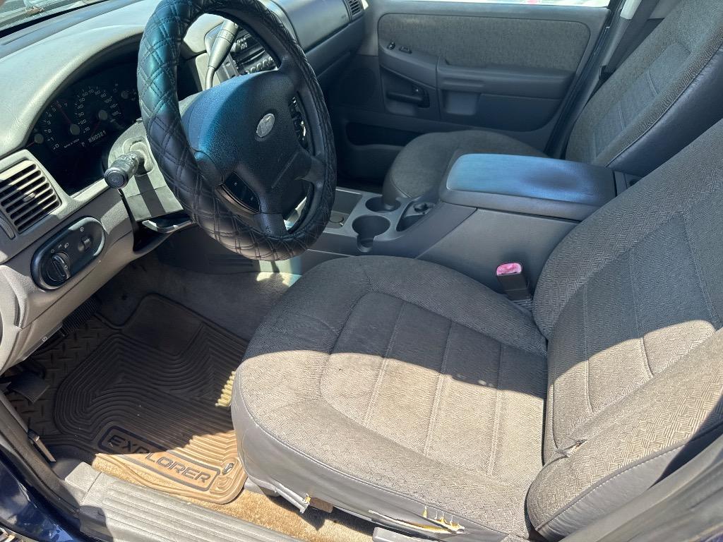 2004 Ford Explorer - $4,999