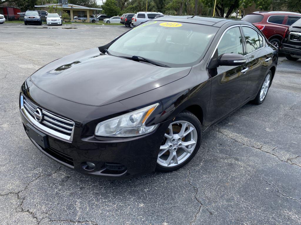 2013 Nissan Maxima - $9,995