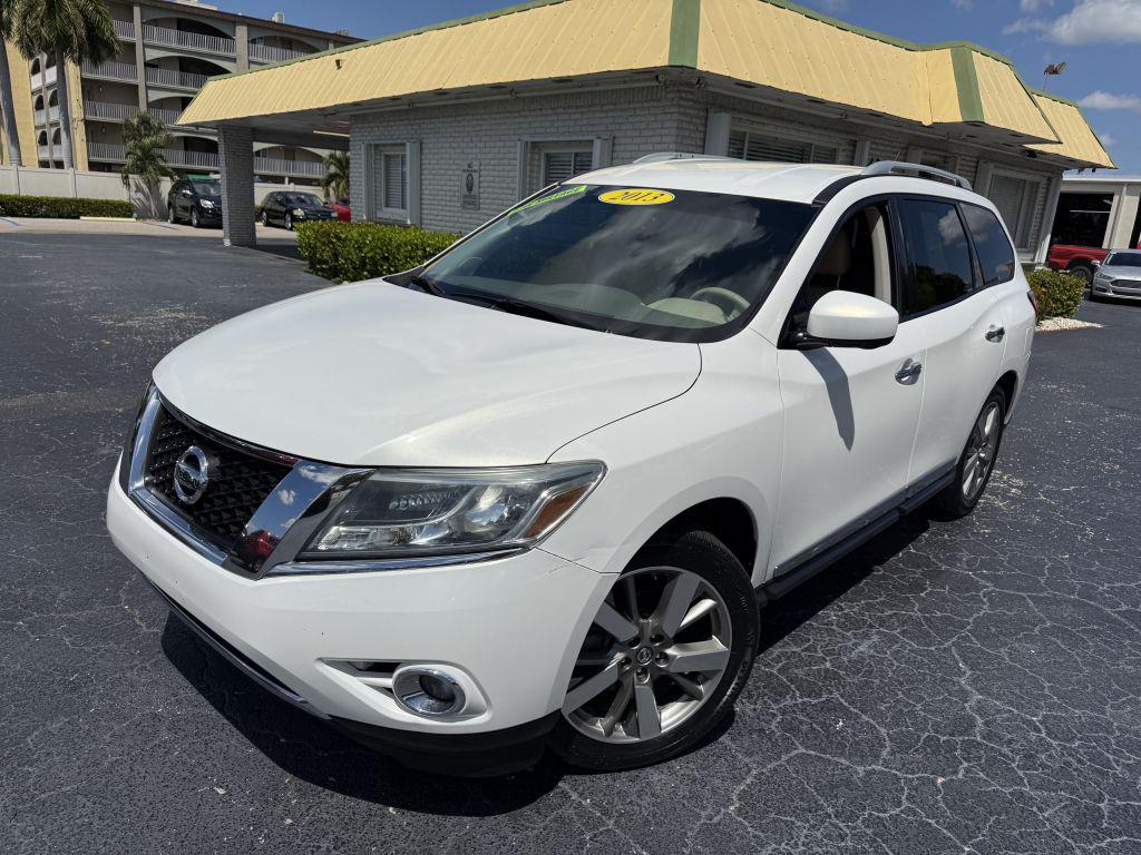 2013 Nissan Pathfinder - $9,995