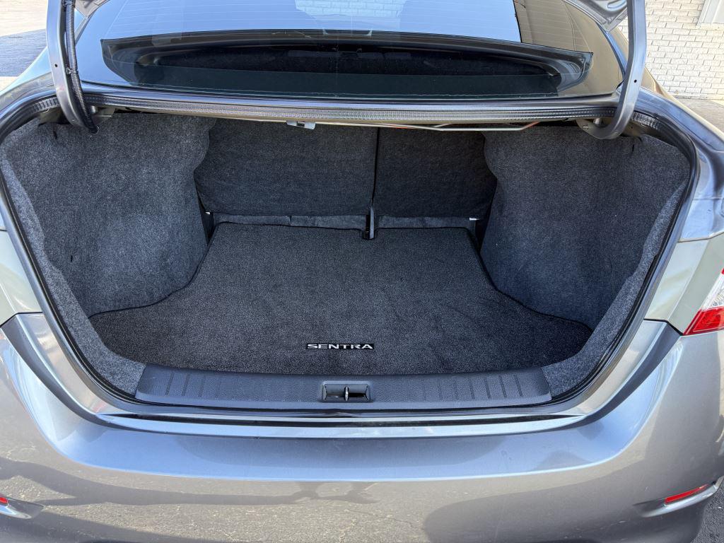 2015 Nissan Sentra - $8,995