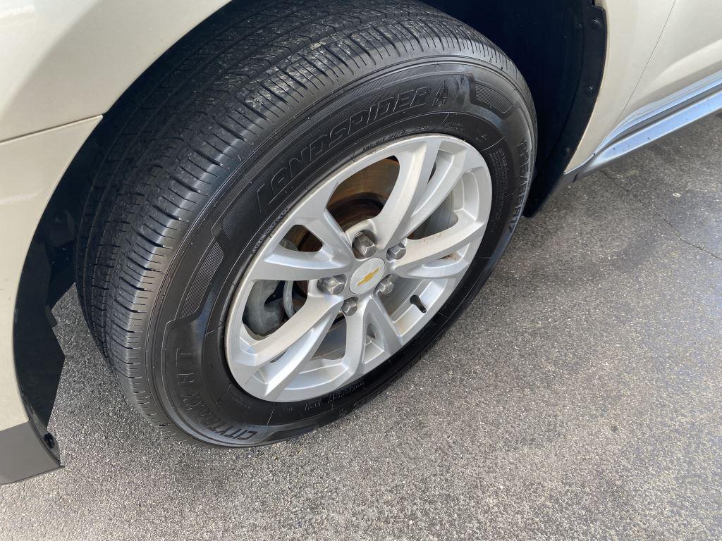 2016 Chevrolet Equinox - $10,900
