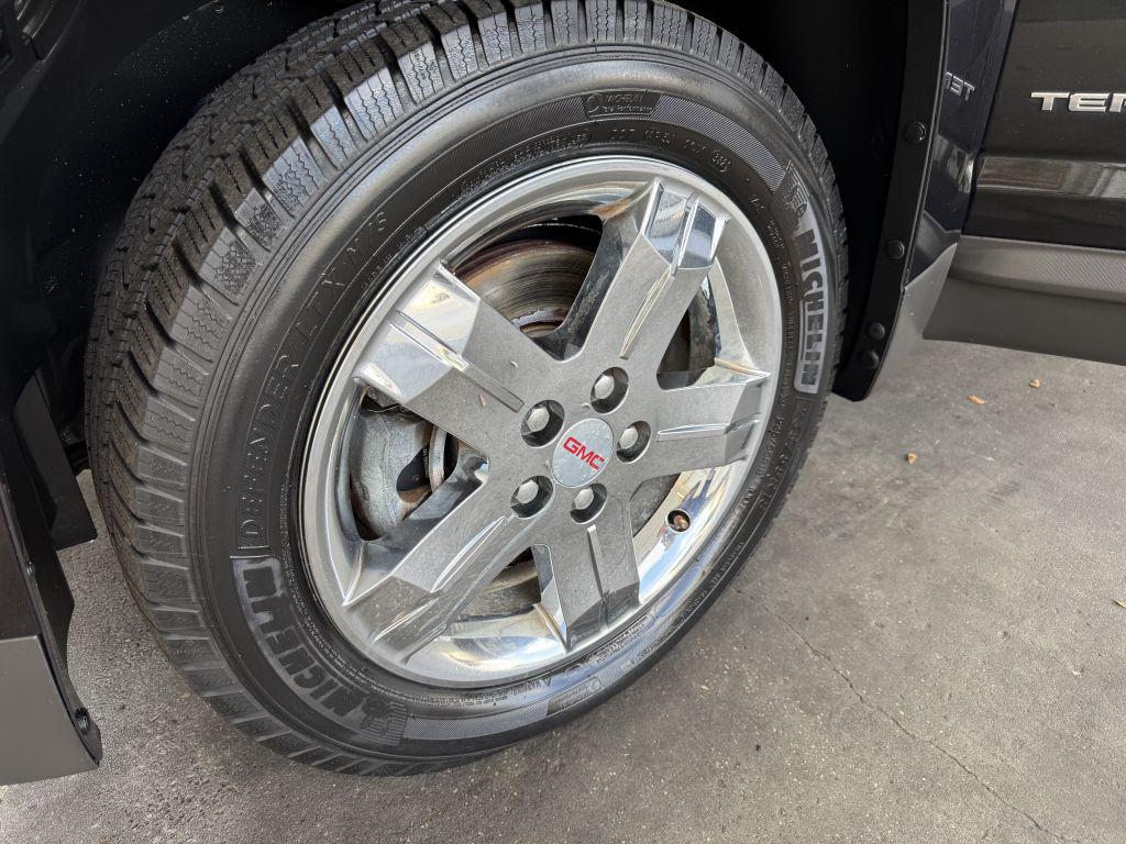 2013 GMC Terrain - $10,900