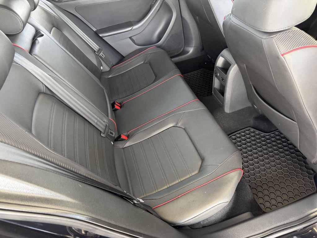 2014 Volkswagen Jetta - $10,900