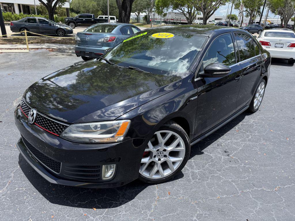 2014 Volkswagen Jetta - $10,900