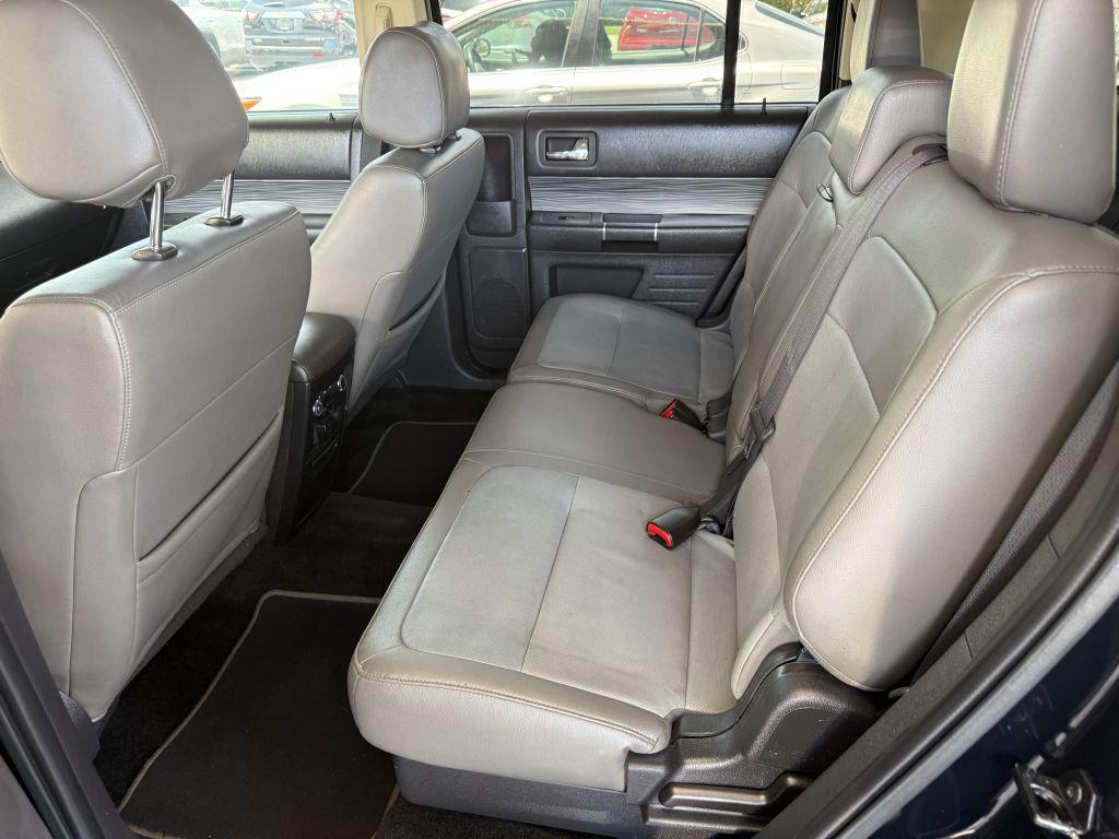 2018 Ford Flex - $11,500