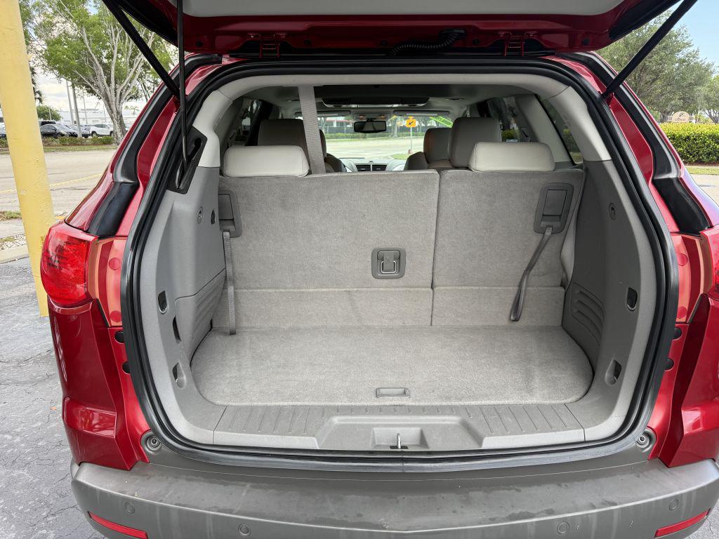 2012 Chevrolet Traverse - $8,995