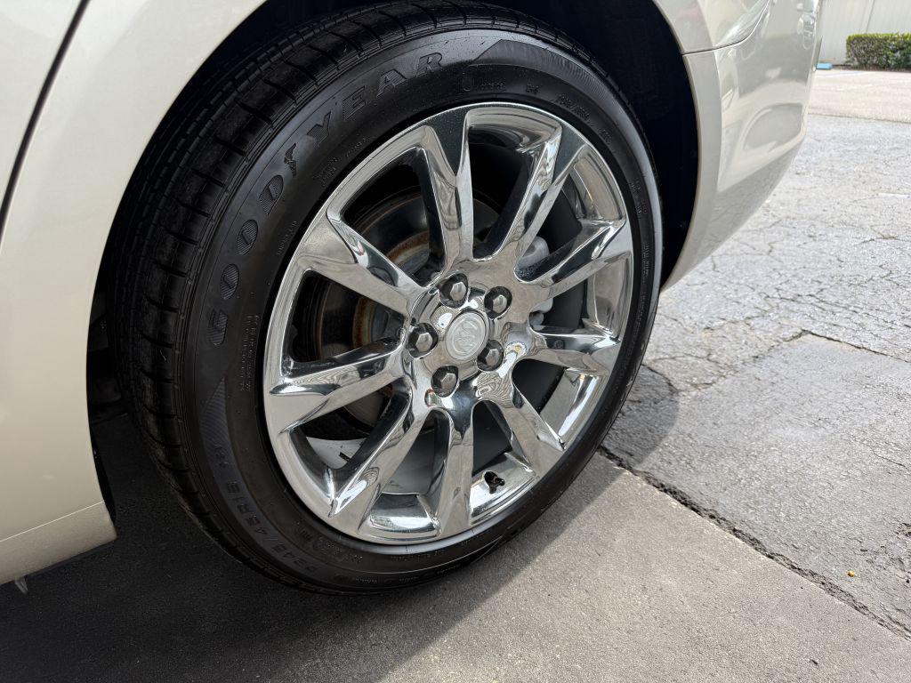 2014 Buick LaCrosse - $10,900