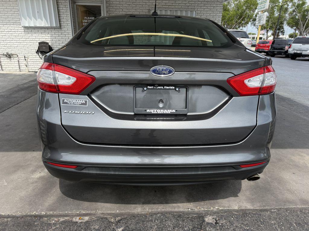 2016 Ford Fusion - $8,995