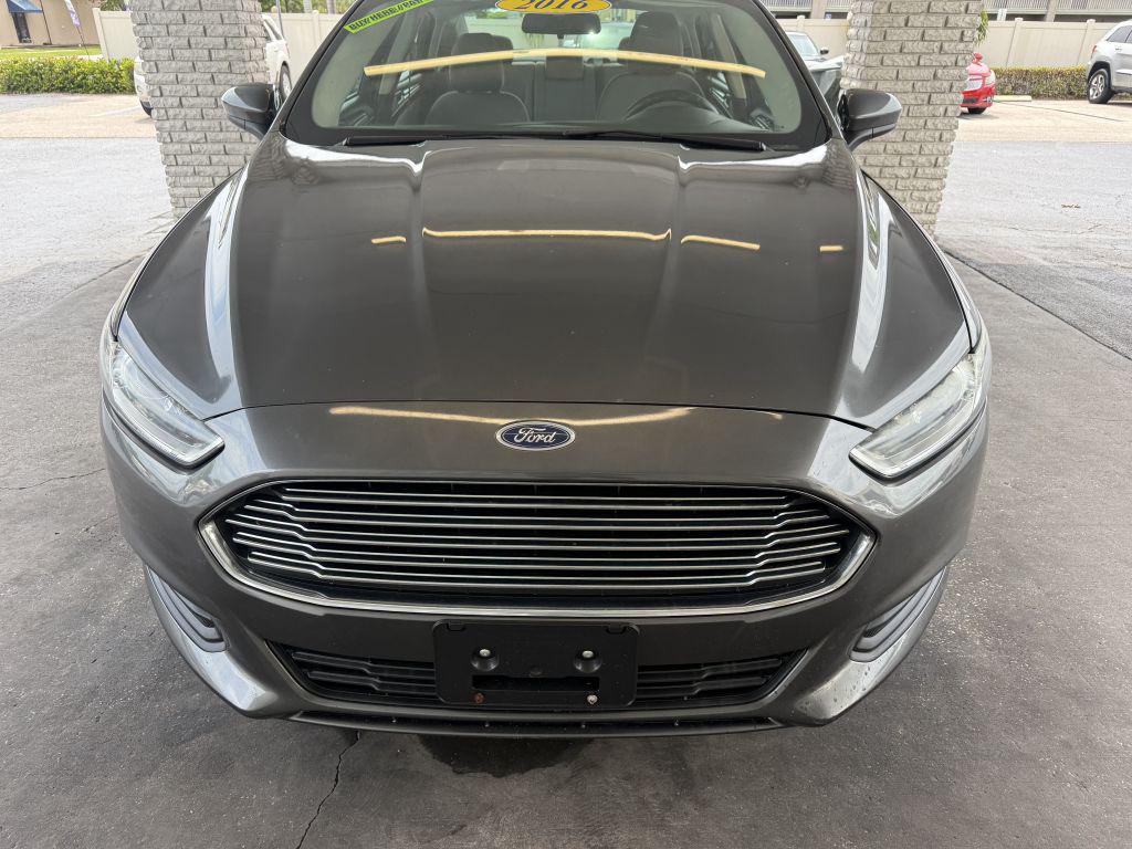 2016 Ford Fusion - $8,995