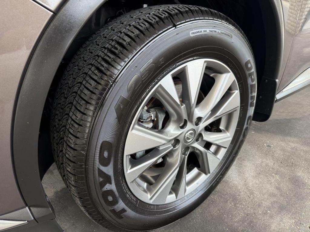 2016 Nissan Murano - $11,900