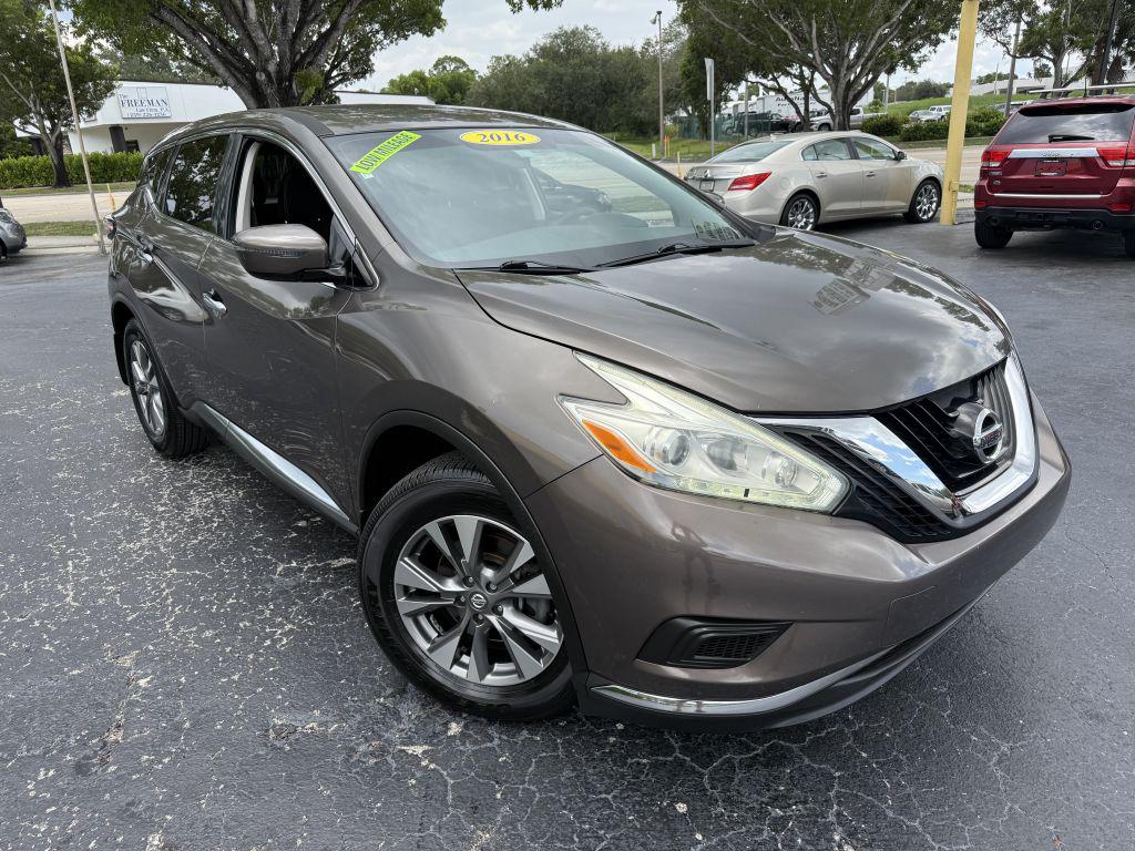2016 Nissan Murano - $11,900