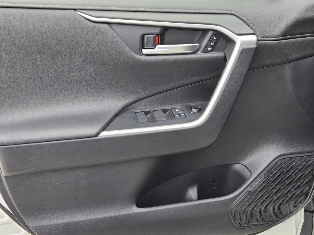 2019 Toyota RAV4 - $31,870