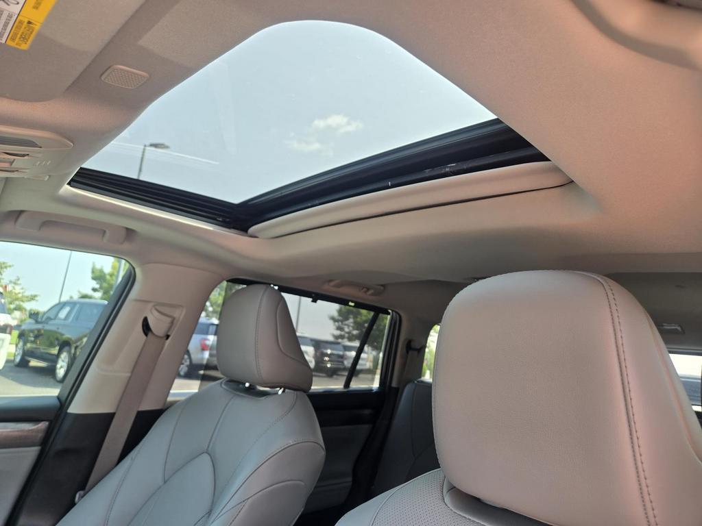 2023 Toyota Highlander - $43,870