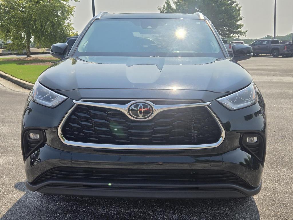 2023 Toyota Highlander - $43,870