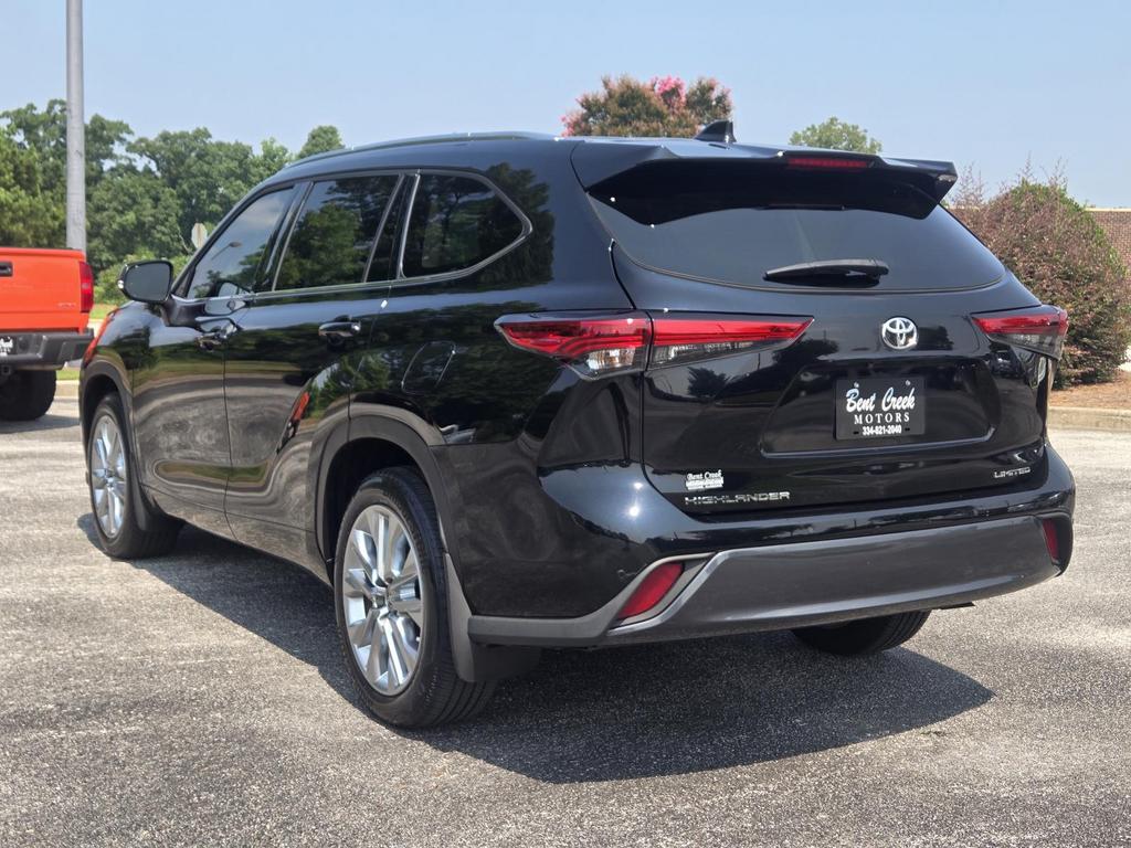 2023 Toyota Highlander - $43,870