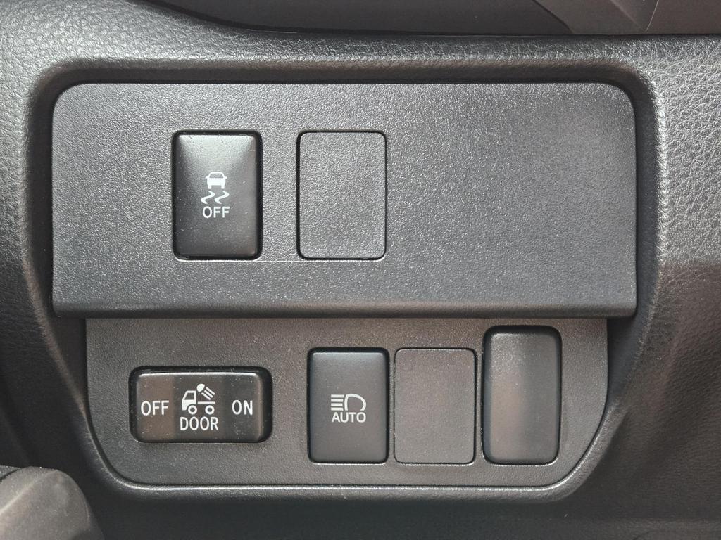 2023 Toyota Tacoma - $35,750