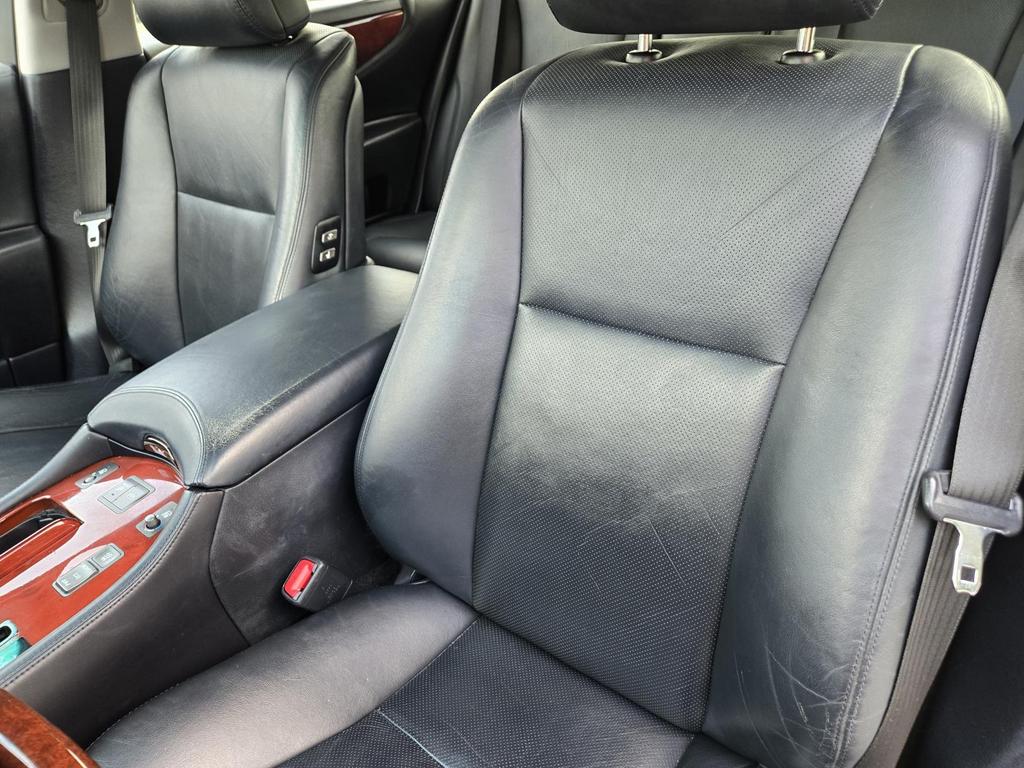 2011 Lexus LS - $15,995