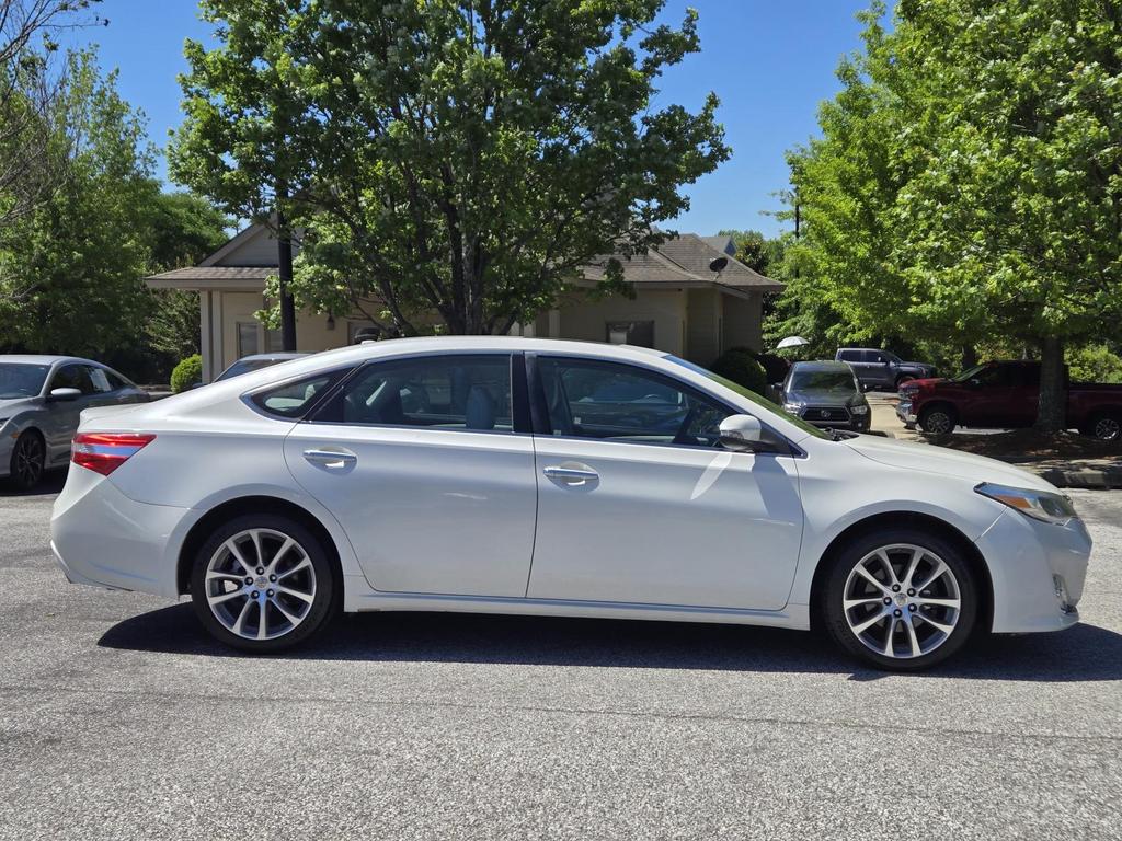 2014 Toyota Avalon - $17,995