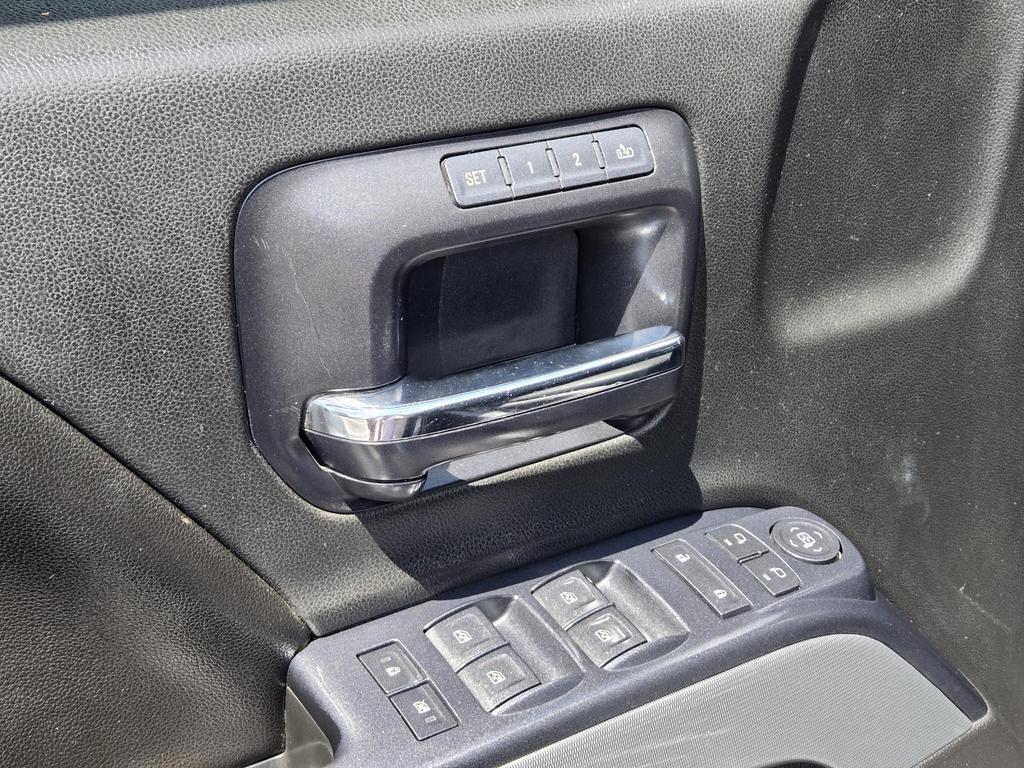 2015 Chevrolet Silverado - $24,995