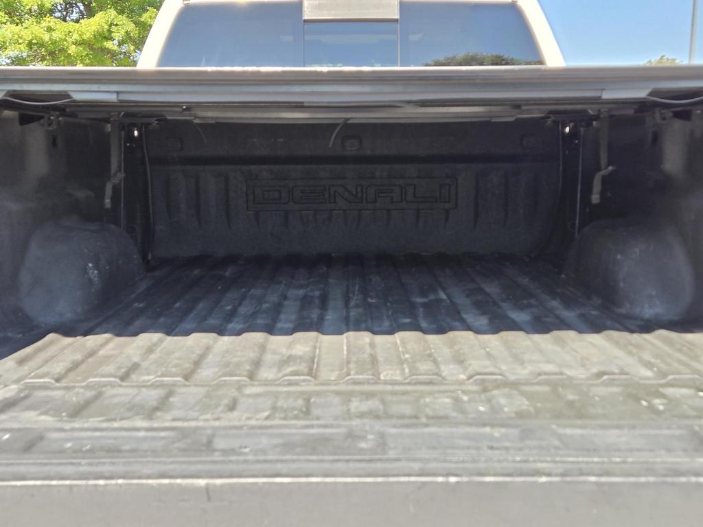 2019 GMC Sierra Hd - $46,870