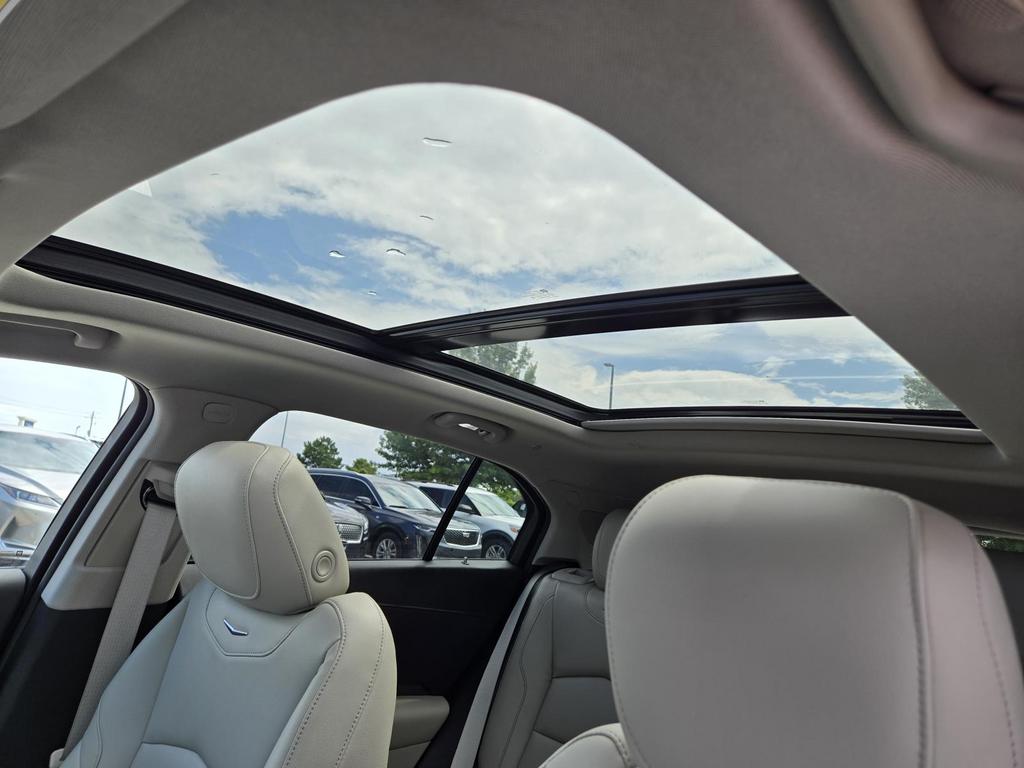 2020 Cadillac XT4 - $21,995