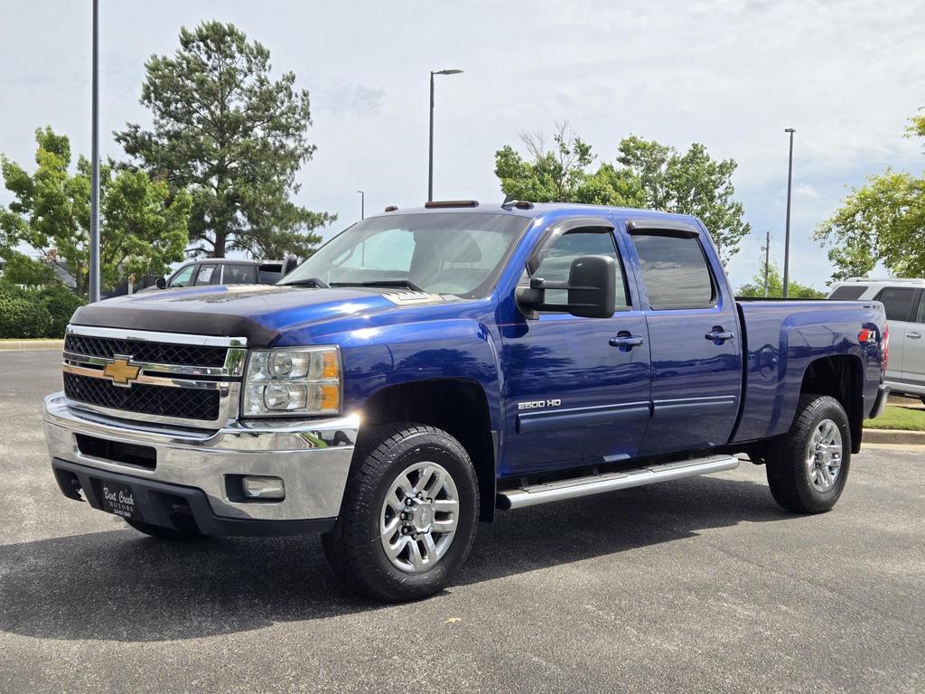 2014 Chevrolet Silverado - $25,995