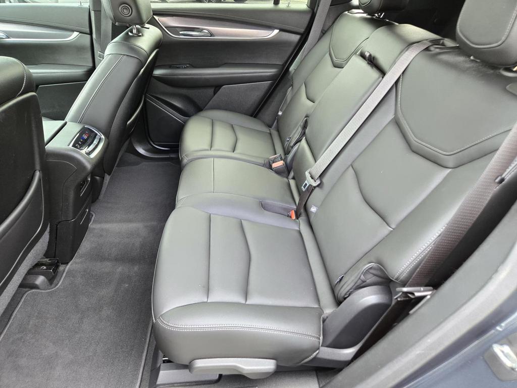2021 Cadillac XT6 - $23,995