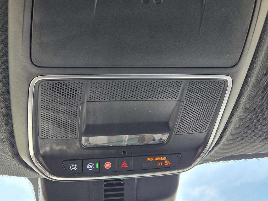 2025 Chevrolet Traverse - $44,995