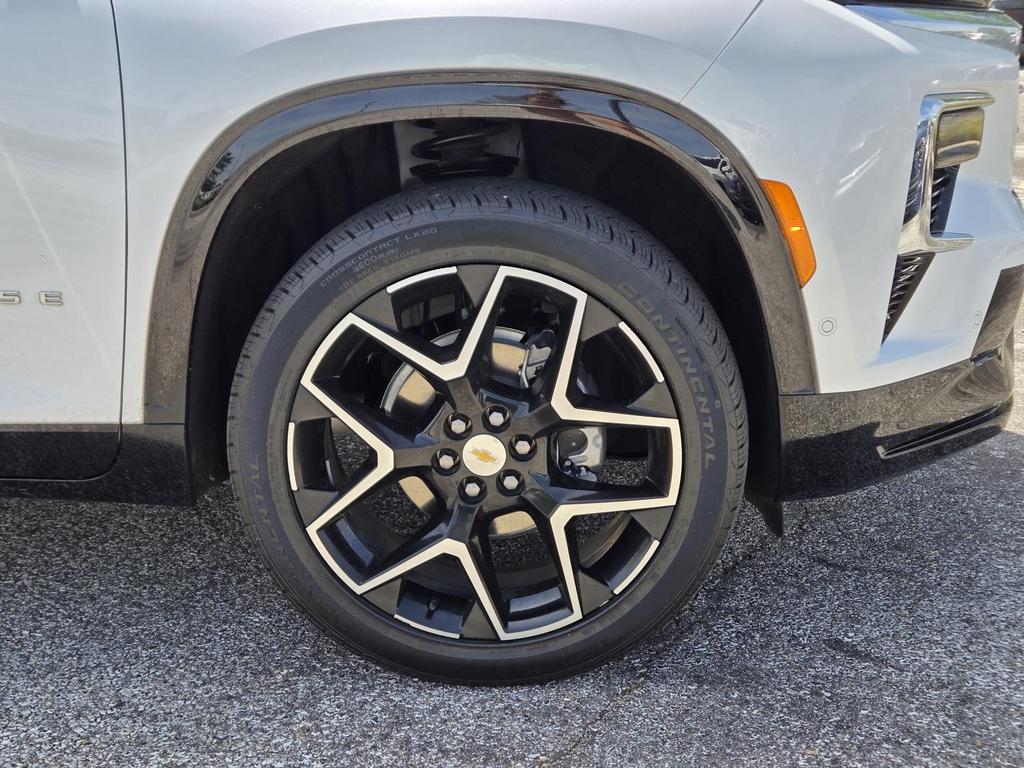 2025 Chevrolet Traverse - $44,995