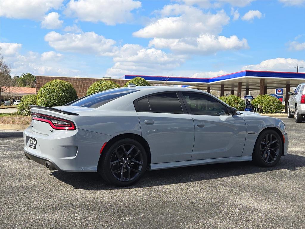 2022 Dodge Charger - $27,995