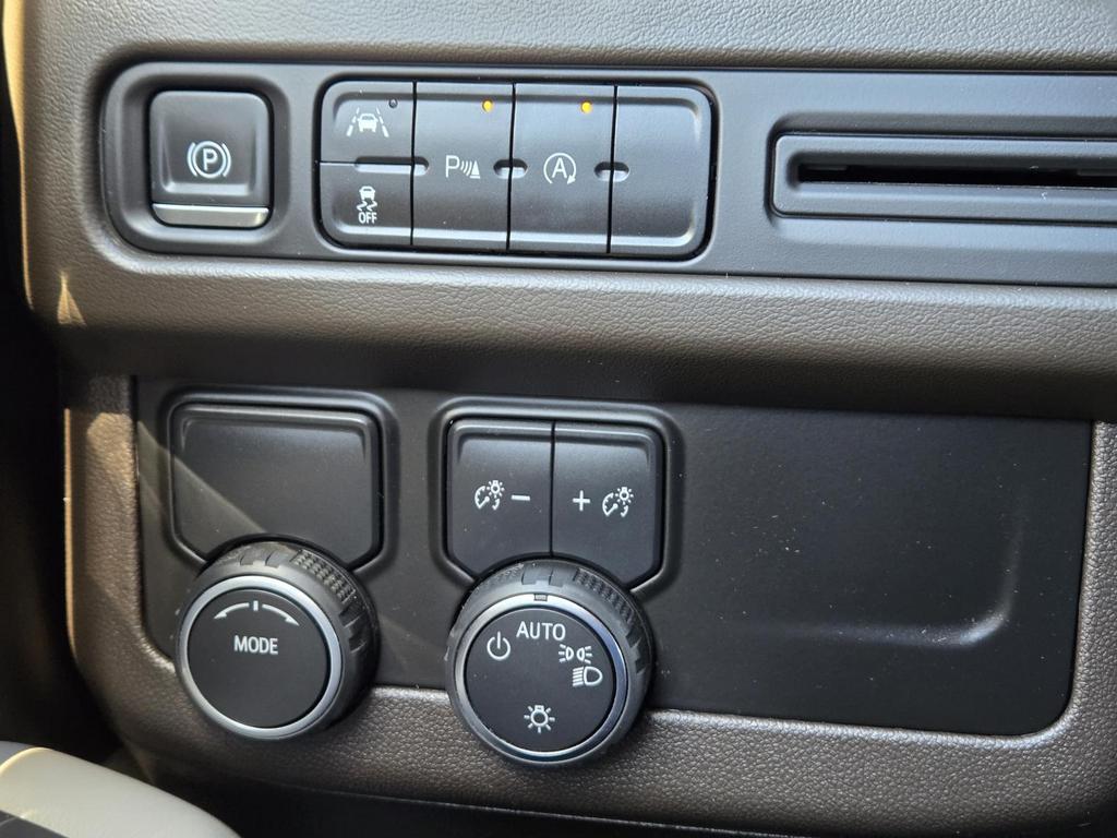 2023 Chevrolet Tahoe - $40,870